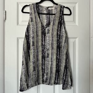 Mystree Sleeveless Watercolor Print Top - Size M